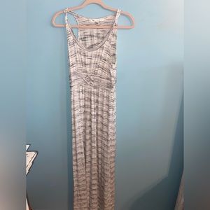 Medium maxi dress